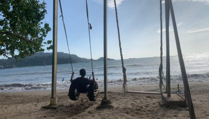 Hujan Lebat Sumbar Senin Ini: Pasaman & Solsel Waspada