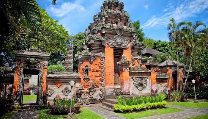 Denpasar: Setengah Ton Sampah Menggunung, TPA Suwung Terancam Tutup?