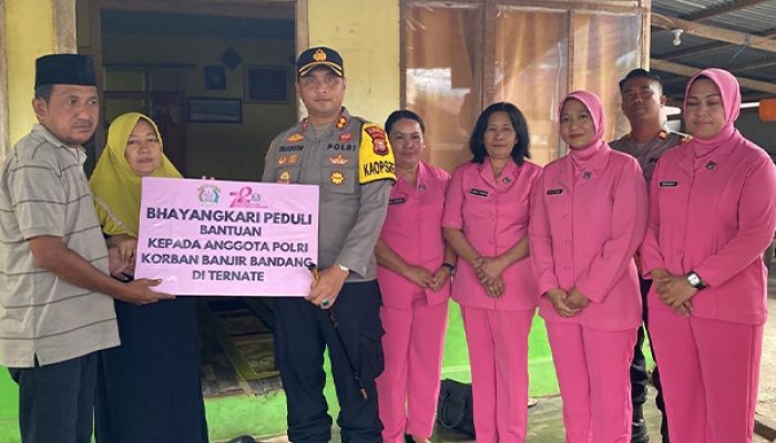 Kehangatan Pasirlangu: Empati Bhayangkari di Tengah Bencana