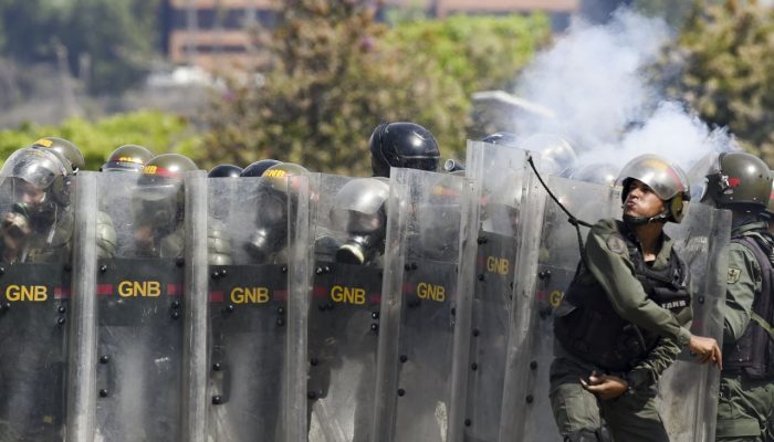 Venezuela Tolak Intervensi AS, Siap Bela Kedaulatan