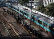 Lumpuh 9 Jam: 2 Jalur KRL Tokyo Lumpuhkan Ratusan Ribu Penumpang