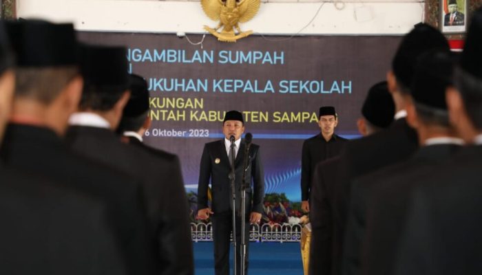 132 Kepala Sekolah Dilantik Bupati Parigi Moutong, 110 Kepsek Dimutasi dan 22 Guru Dapat Promosi