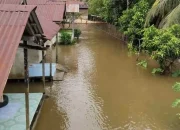 Sanggau Ledo Waspada Banjir Riam dan Kecamatan