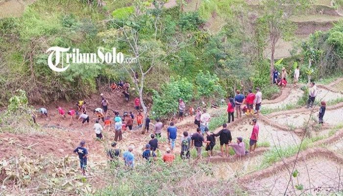 Medan:ATR 42-500 Ditemukan di Akses Sulit Bulusaraung