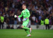 Gaji Barcelona Membebani, Ter Stegen Menuju City Group