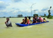 Jakarta Banjir: 8 Jalan Utama Terendam