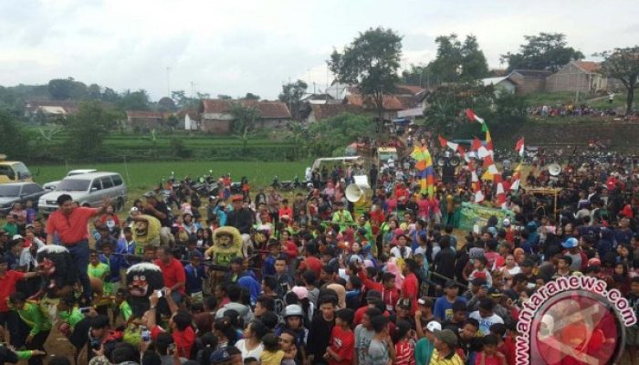 Investor Kuwait di Sumedang: Sambutan Seni Tradisional