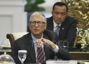 Gates Terjangkit IMS, Klaim Epstein