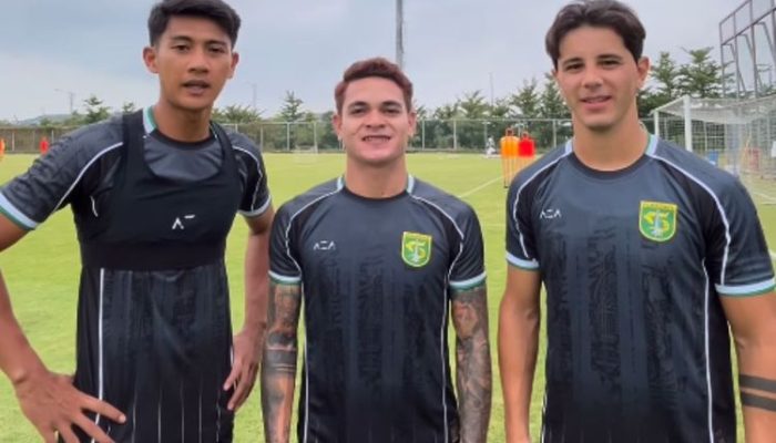 Prediksi Line-Up Persebaya vs Dewa United: Trio MBG Starter!