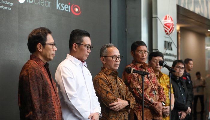 Calon Pengganti Pimpinan OJK-BEI Bukan dari Danantara & Direksi BUMN