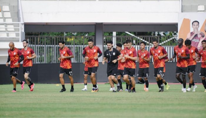 Jadwal & Preview Super League: Persebaya vs Dewa United, Borneo vs PSIM