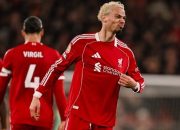 Ekitike Ingatkan Gerrard pada Legenda Liverpool
