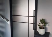 Pintu Kamar Mandi uPVC: Pilihan Populer Masa Kini