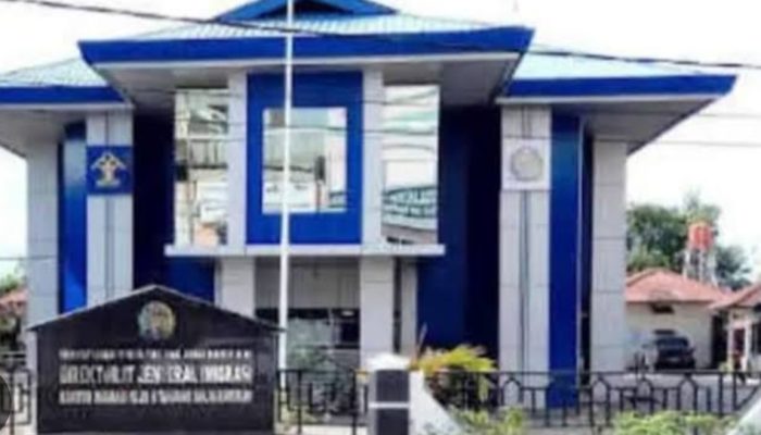Imigrasi Karimun Tunda 92 Permohonan Paspor, Cegah PMI Ilegal