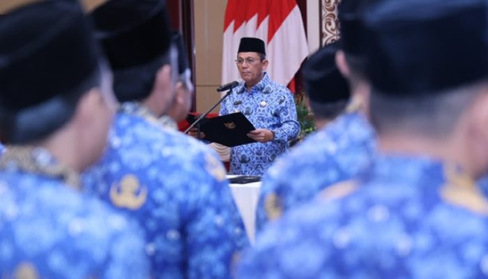Segarkan Birokrasi, Gubernur Ansar Lantik Pejabat Baru Demi Pelayanan Prima