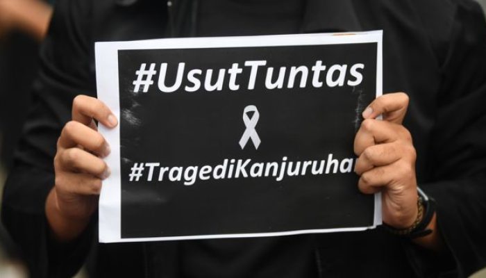 Tragedi Tol Cijago: Kernet Tewas Ditabrak Truk Saat Ganti Ban
