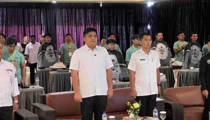 Bupati Bintan Buka Pelatihan Keahlian Barber