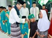 Malam Nuzululqur’an di Batam, Amsakar Berbuka Puasa Bersama Anak Yatim dan Ajak Cintai Al-Qur’an
