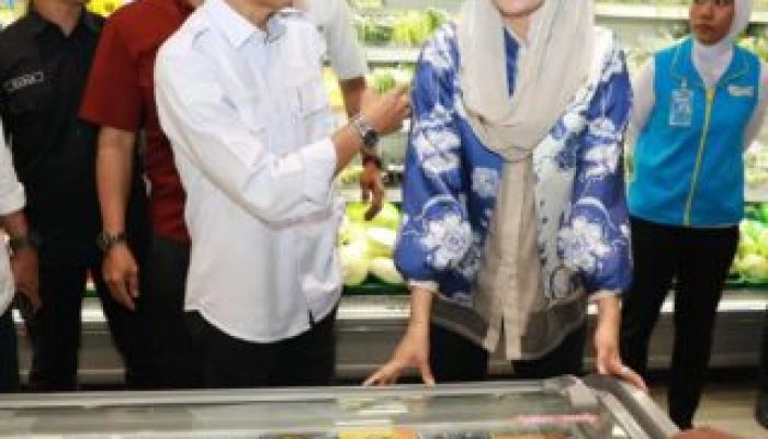 Jelang Idulfitri, Amsakar dan Wamendag Pastikan Harga dan Stok Sembako di Batam Aman