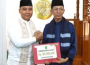 Safari Ramadan di Nongsa, Amsakar Salurkan Bantuan Masjid dan Ajak Raih Lailatulqadar