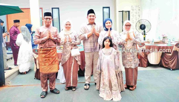 Membludak Bro, Puncak Kerinduan Masyarakat di Open House Lebaran Bupati Bintan 