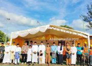Tumpah Ruah Masyarakat Saksikan Roby Jadi Khatib Sholat Ied di Kijang 