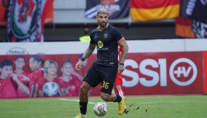 Top Skorer Persib: Kode Misterius, Bobotoh Siap?
