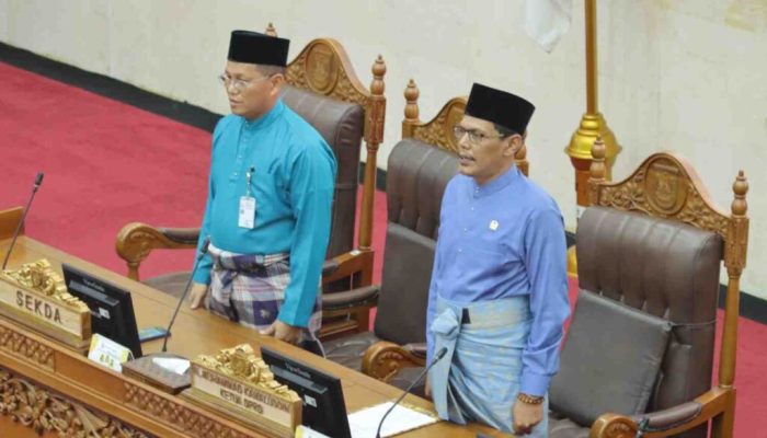 DPRD Batam Gelar Rapat Paripurna, Setujui Tunda Pengesahan Ranperda LAM hingga Mei