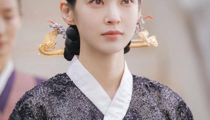 7 Tekanan yang Dirasakan Yoon Yi Rang di Perfect Crown