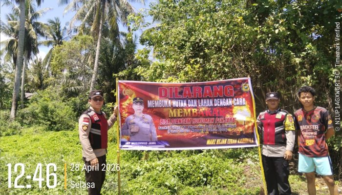 Cegah Karhutla, Bhabinkamtibmas Polsek Moro Gencarkan Sosialisasi ke Masyarakat