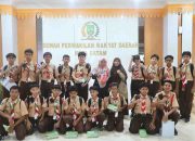 DPRD Kota Batam Terima Kunjungan Edukasi Pelajar SMPIT Alam Mutiara Insani