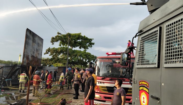 Kebakaran Warung di Costal Area Karimun Cepat Dipadamkan, Tanpa Korban Jiwa