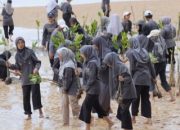 Aksi Nyata Menjaga Bumi Dimulai dari Pesisir Batam