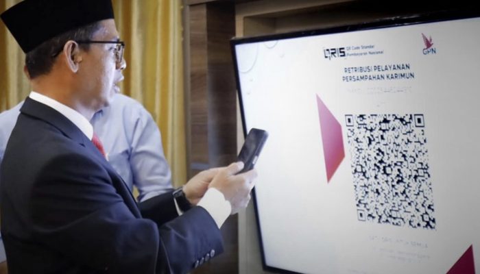 Transformasi Digital, Karimun Gunakan QRIS untuk Retribusi Persampahan