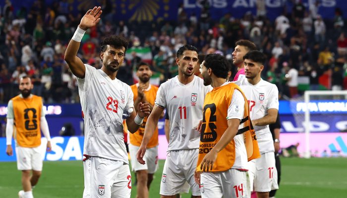 ‘Tim yang paling tertekan di Piala Dunia’ – Iran terpaksa meninggalkan Amerika Serikat segera setelah bermain imbang 2-2 dengan Selandia Baru dalam laga pembuka turnamen