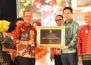 Pemko Batam Beri Penghargaan kepada Wajib Pajak, PAD Jadi Kunci Kemandirian Fiskal