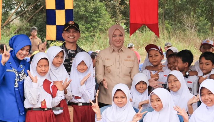 Wabup Bintan Harap Aplikasi Si-Pintar, Permudah Daftarkan Anak Masuk Sekolah