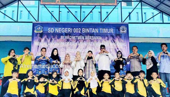 Semangat Berkobar, SDN 002 Bintan Timur Tampil Serius Demi Program Adiwiyata Menuju Nasional