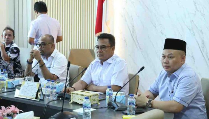 Bahas KUA-PPAS 2027, Banggar DPRD Kota Batam Sinkronkan Persepsi dengan TAPD