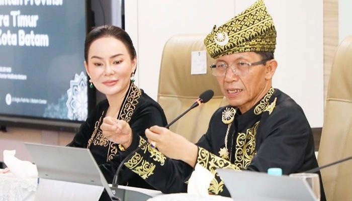 Program Prioritas Amsakar-Li Claudia Wujudkan Mimpi Anak Pulau Menuju Kampus Terbaik