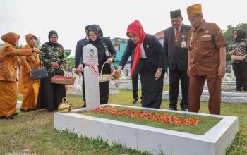Pemprov Kepri Khidmat Peringati Hari Veteran Nasional Lewat Upacara dan Tabur Bunga
