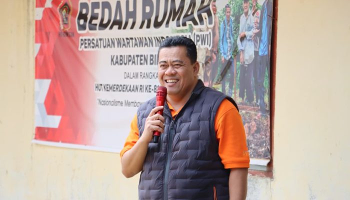 Bedah Rumah Keenam & Sekda Bintan Apresiasi