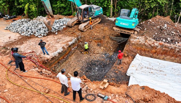 BP Batam Kebut Perbaikan Jalan Depan Hotel Vista, Masyarakat Diimbau Berhati-Hati