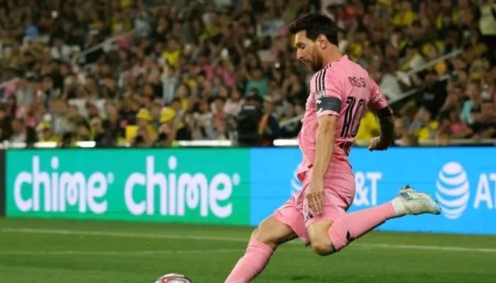 Joan Gaspart Tak Menyesal Usai Desak Messi Pamit ke Fans Barcelona