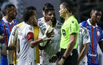 Neymar Diskors Dua Laga karena Menutup Mulut saat Adu Mulut di Vila Belmiro